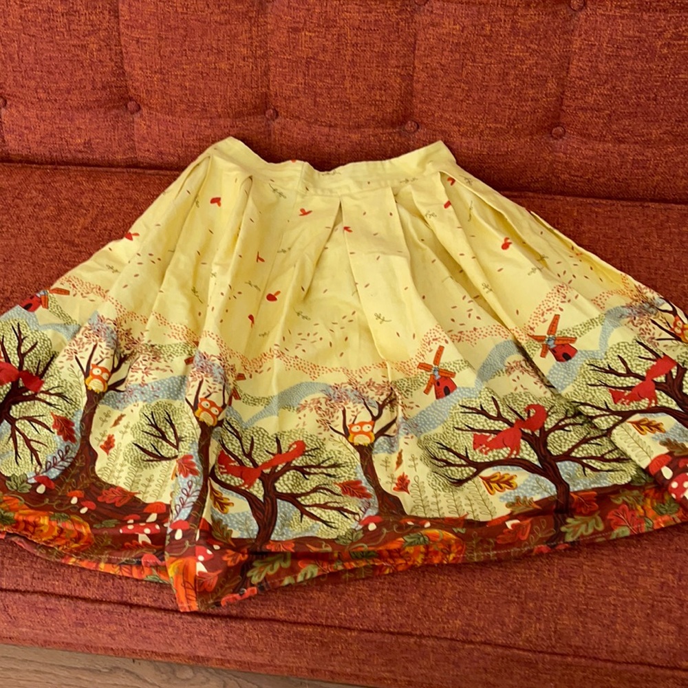 Autumn themed scenic print woodland skirt